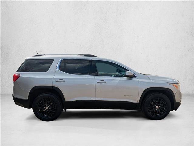 Used 2018 GMC Acadia SLT image 3