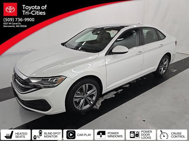 Used 2024 Volkswagen Jetta SE w/ Panoramic Sunroof Package FWD image 30