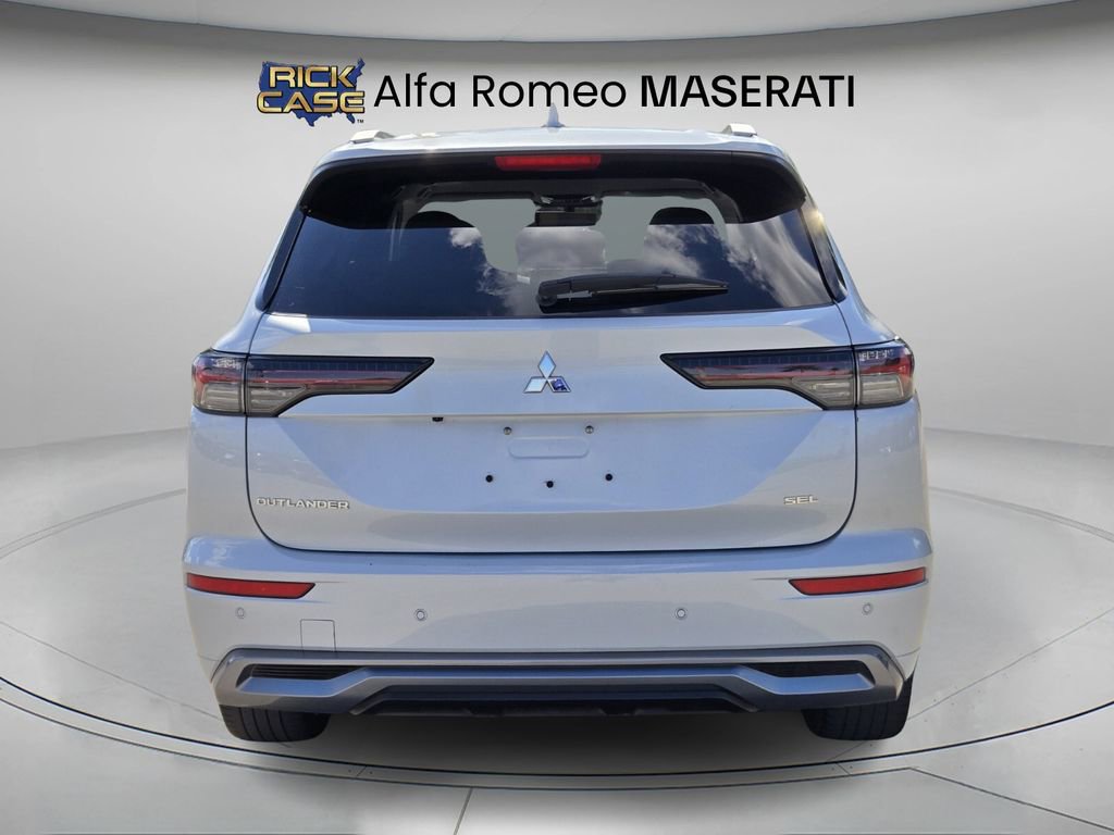 Used 2025 Mitsubishi Outlander SEL image 5