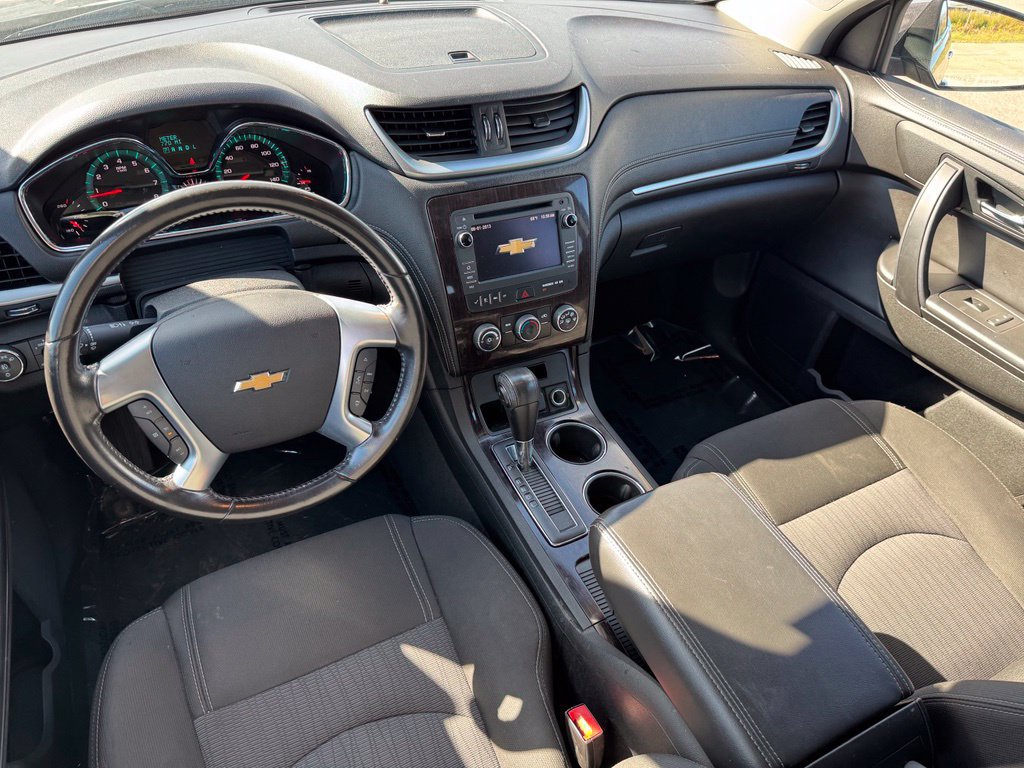 Used 2017 Chevrolet Traverse LT AWD/4WD image 13