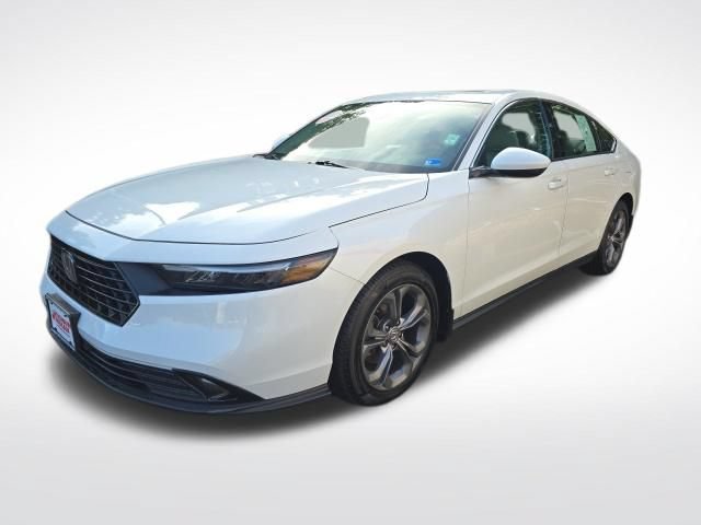 Used 2024 Honda Accord EX image 8