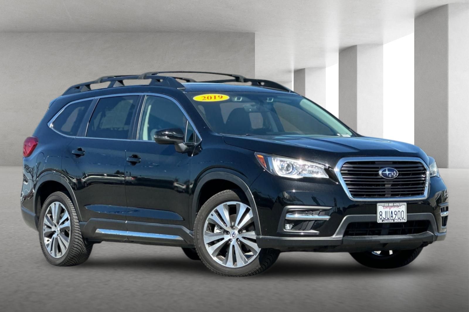 Used 2019 Subaru Ascent Limited w/ Popular Package #3 image 1