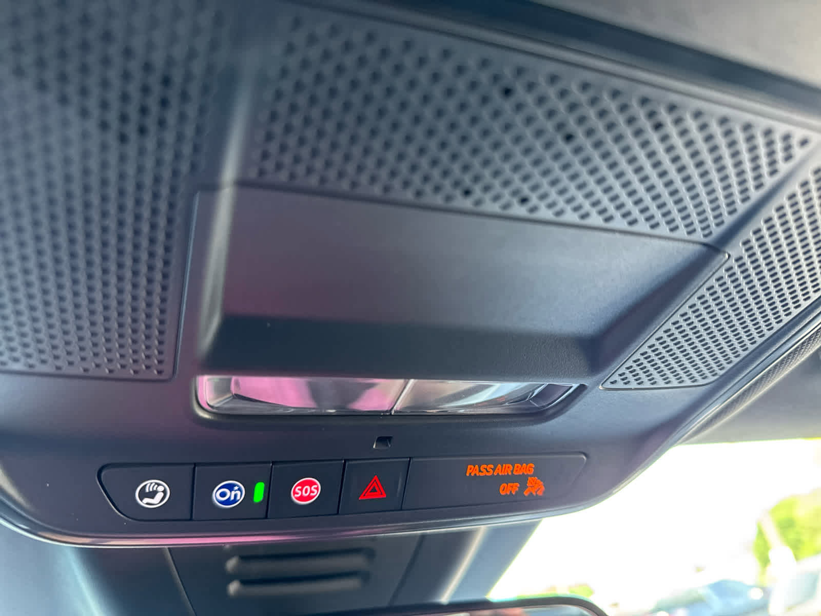 Certified 2024 Chevrolet Equinox EV RS image 29