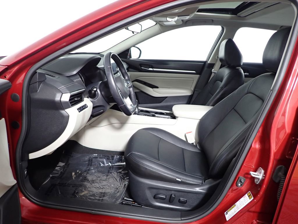 Used 2021 Nissan Altima 2.5 SV w/ SV Premium Package FWD image 23