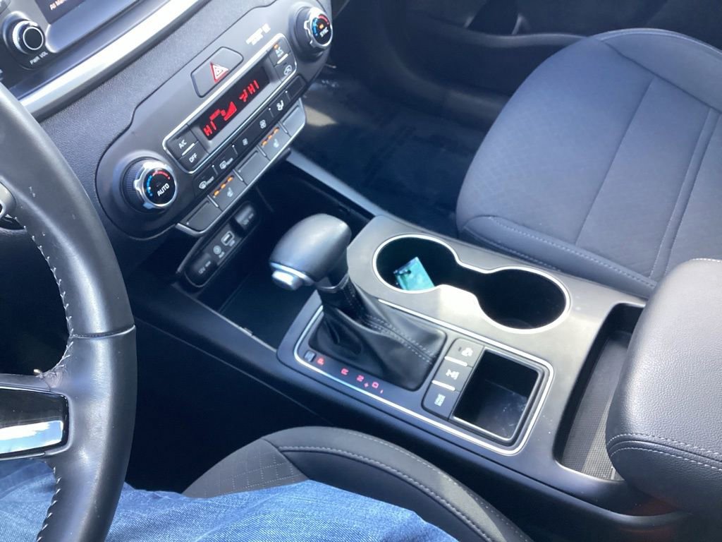 Used 2020 Kia Sorento S image 25