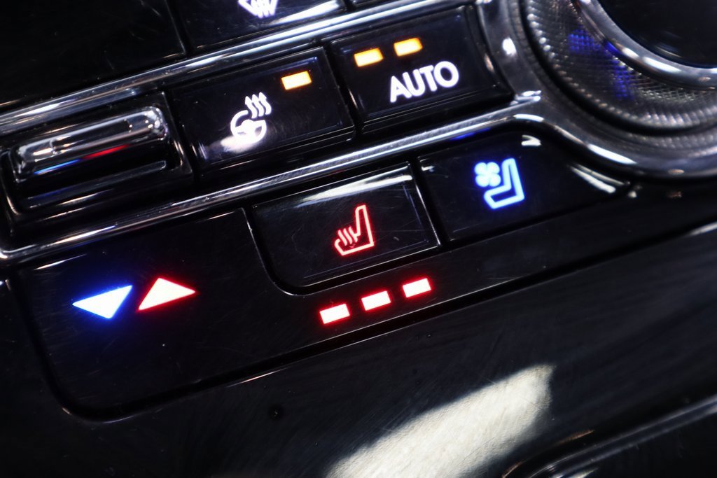 Used 2021 Lincoln Corsair Reserve w/ Equipment Group 201A image 30