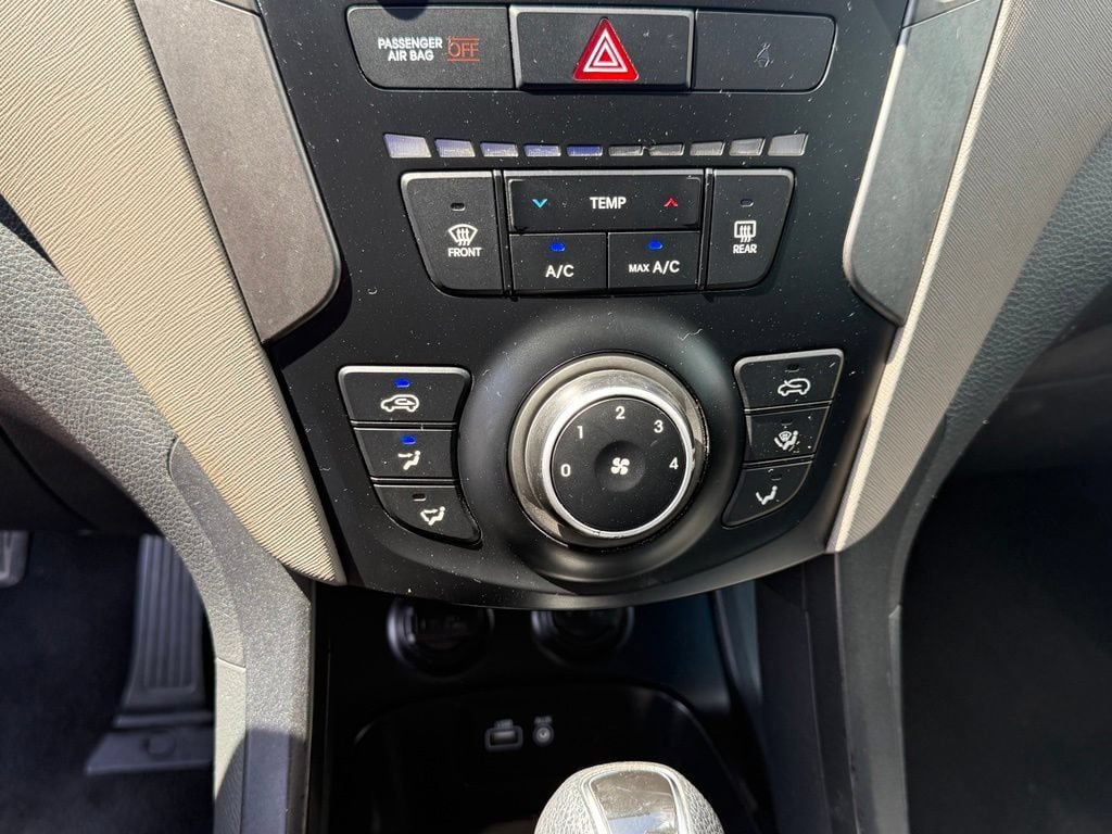Used 2018 Hyundai Santa Fe Sport FWD image 12