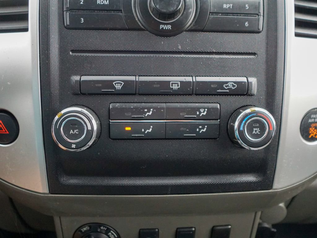 Used 2012 Nissan Frontier SV image 21