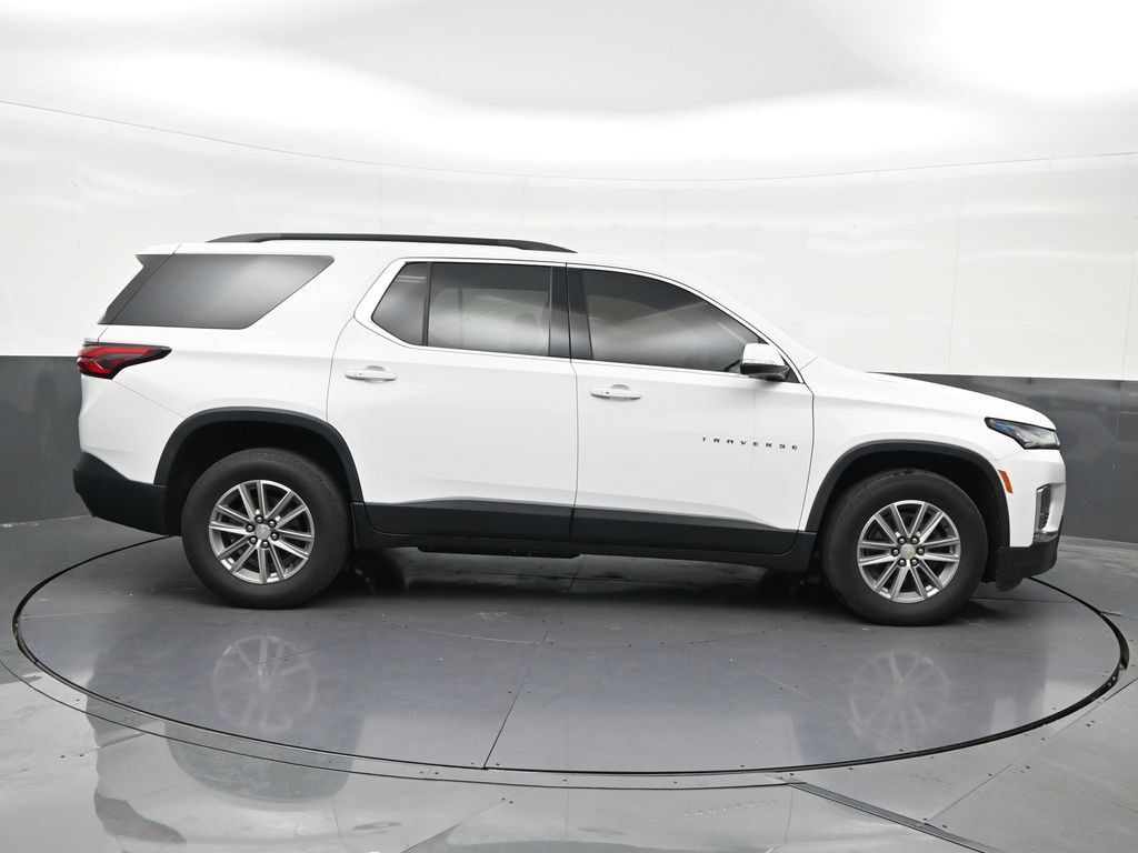 Used 2023 Chevrolet Traverse LT FWD image 7