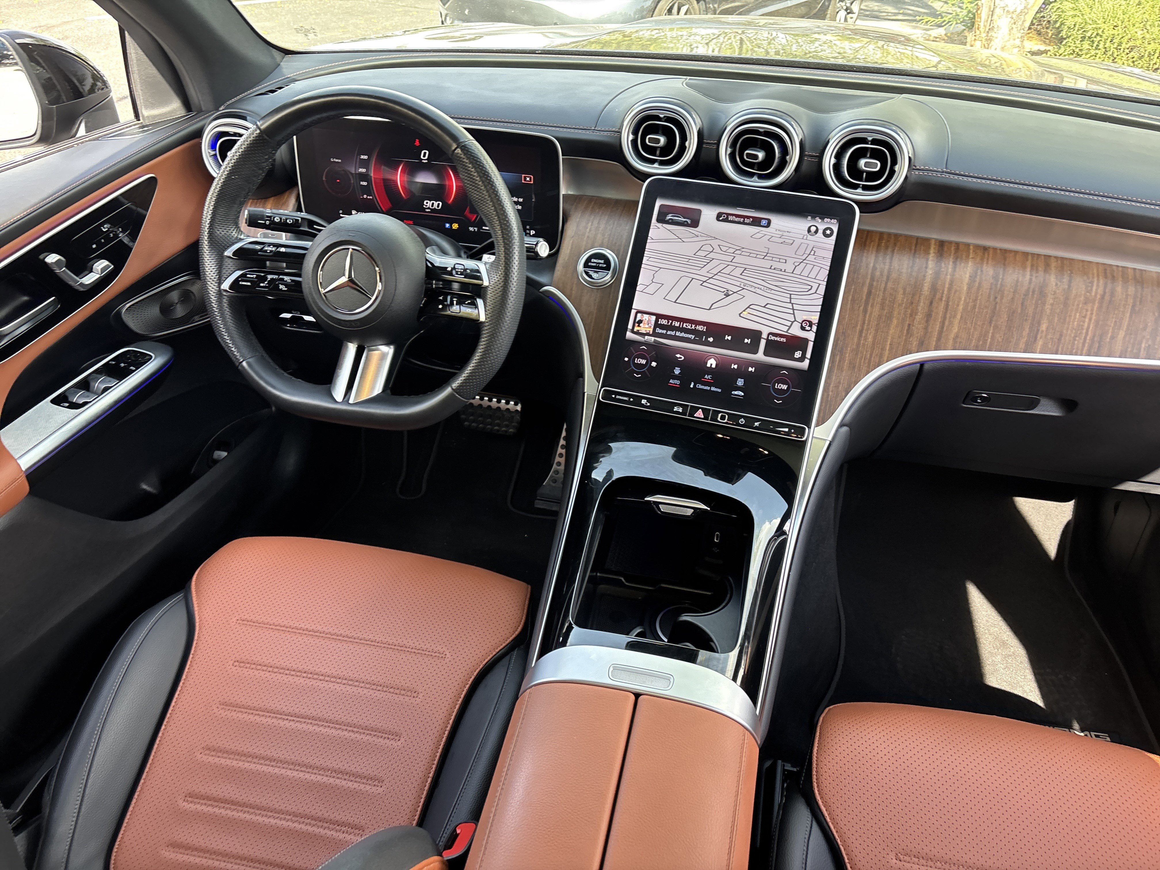 Used 2023 Mercedes-Benz GLC 300 4MATIC image 13