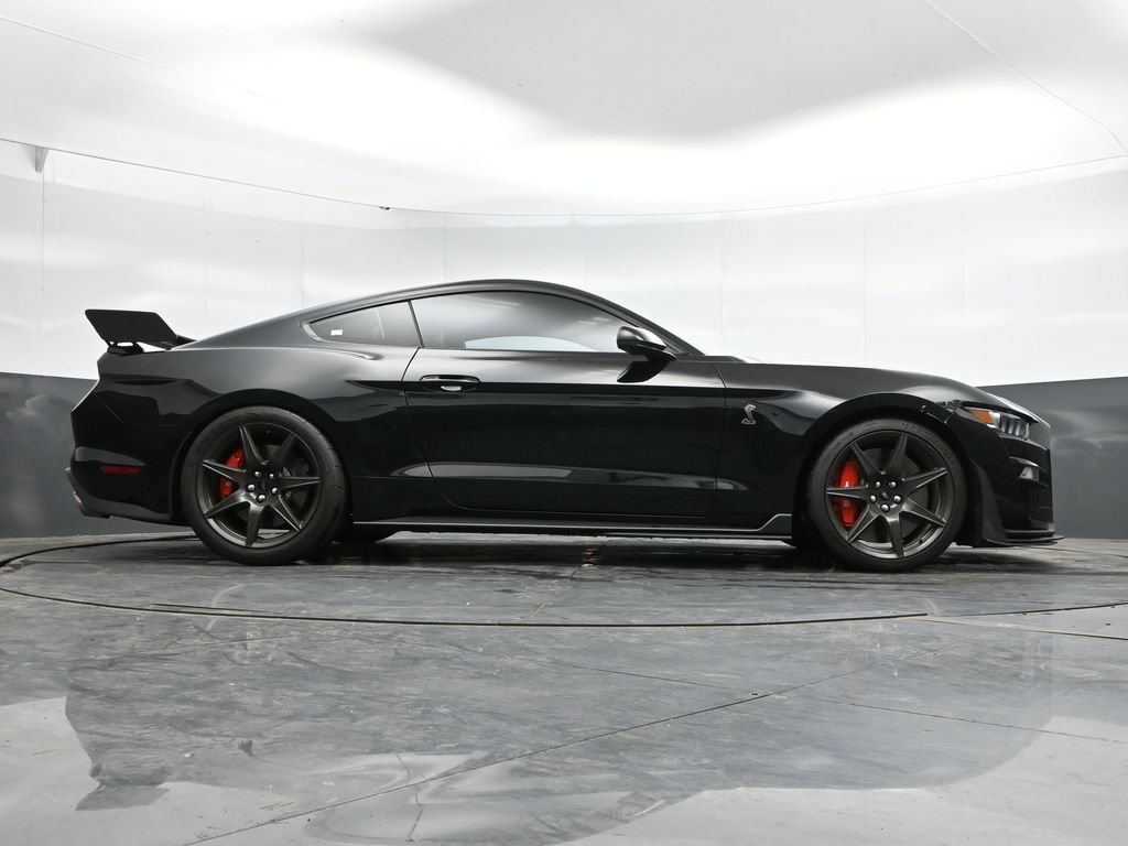 Used 2020 Ford Mustang Shelby GT500 w/ Carbon Fiber Track Pack RWD image 43
