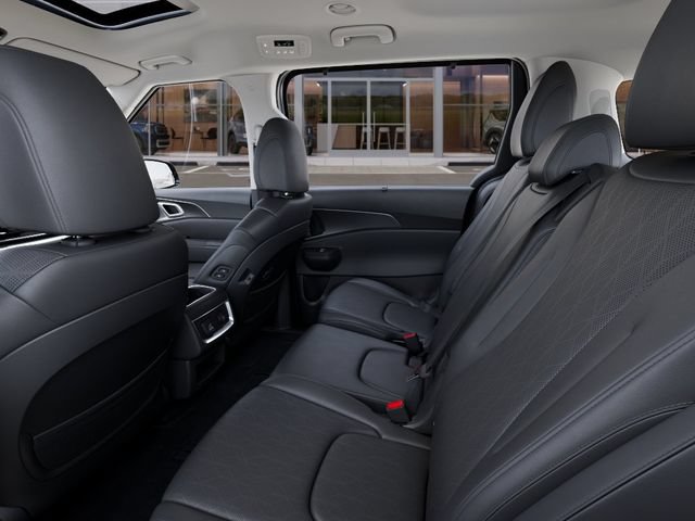 New 2026 Kia Carnival SX FWD image 18