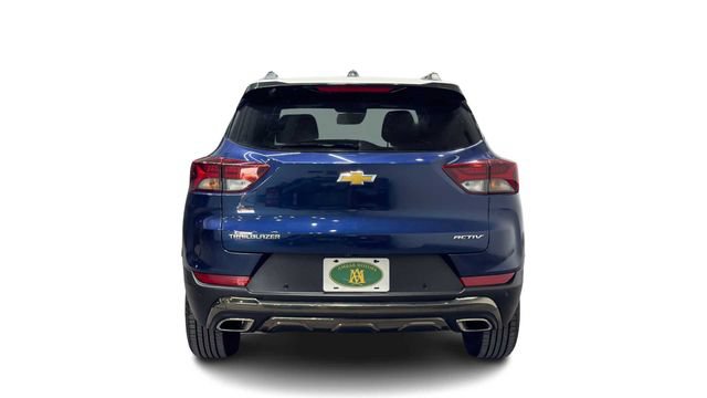 Used 2022 Chevrolet TrailBlazer ACTIV w/ Sun and Liftgate Package FWD image 3