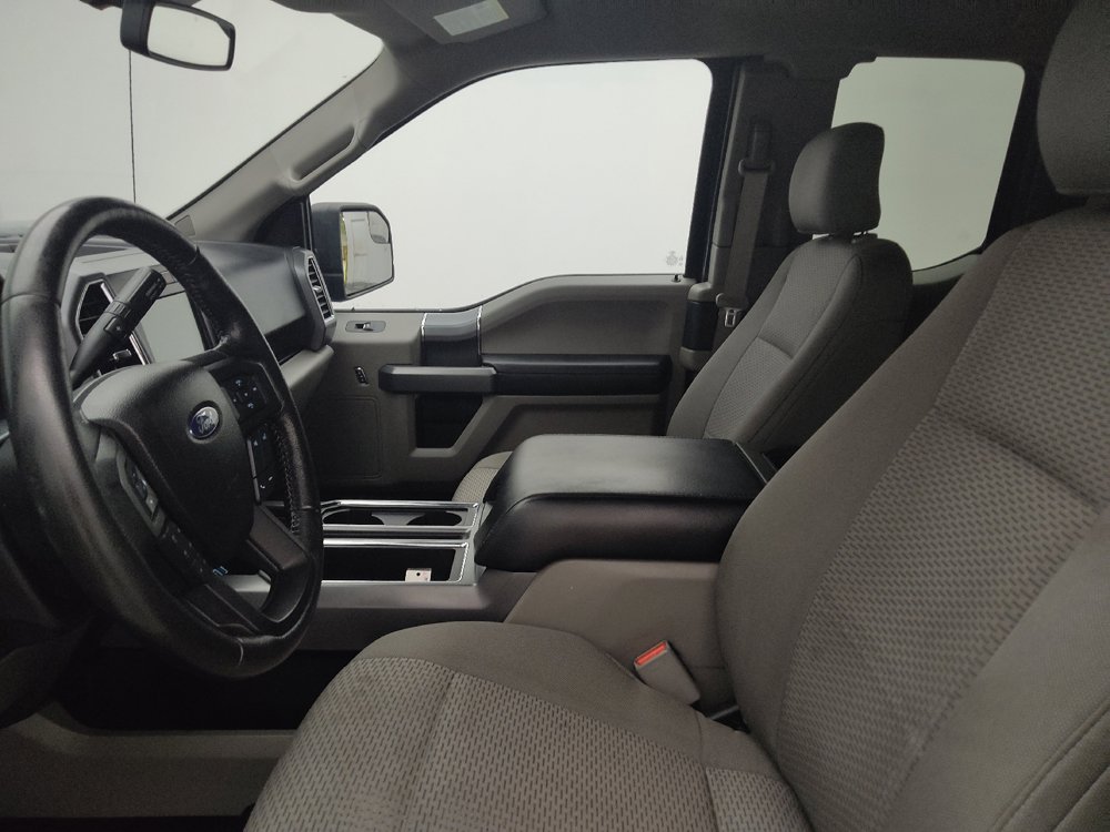 Used 2016 Ford F150 XLT w/ Equipment Group 302A Luxury AWD/4WD image 17
