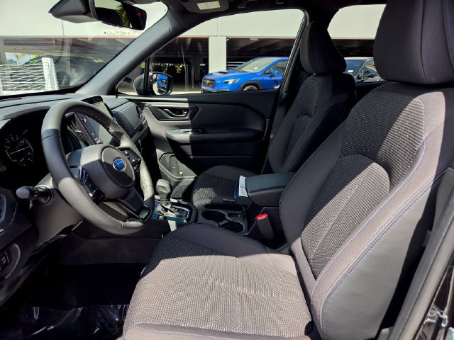 Used 2025 Subaru Forester Premium AWD/4WD image 21