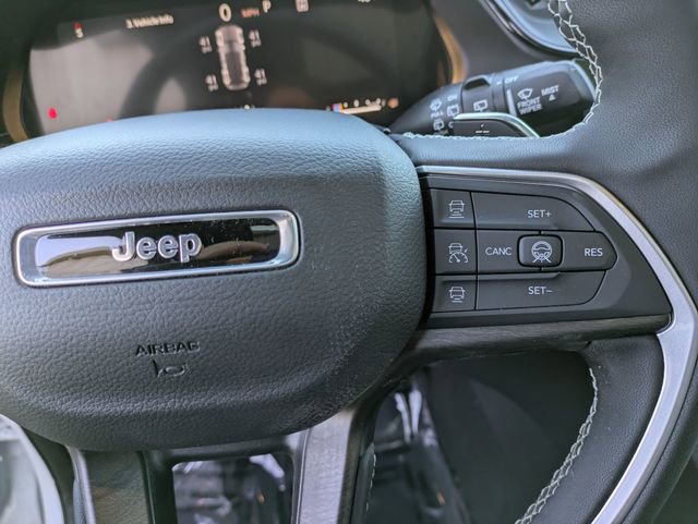 New 2026 Jeep Grand Cherokee Limited w/ Limited Altitude Package AWD/4WD image 14
