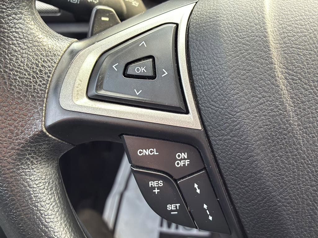 Used 2020 Ford Fusion SE image 34