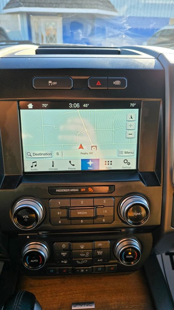 Used 2016 Ford F150 Limited w/ Trailer Tow Package image 29