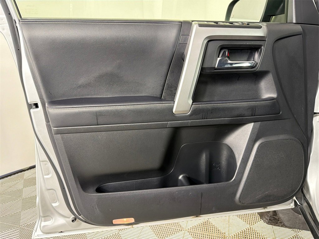 Used 2024 Toyota 4Runner SR5 image 10