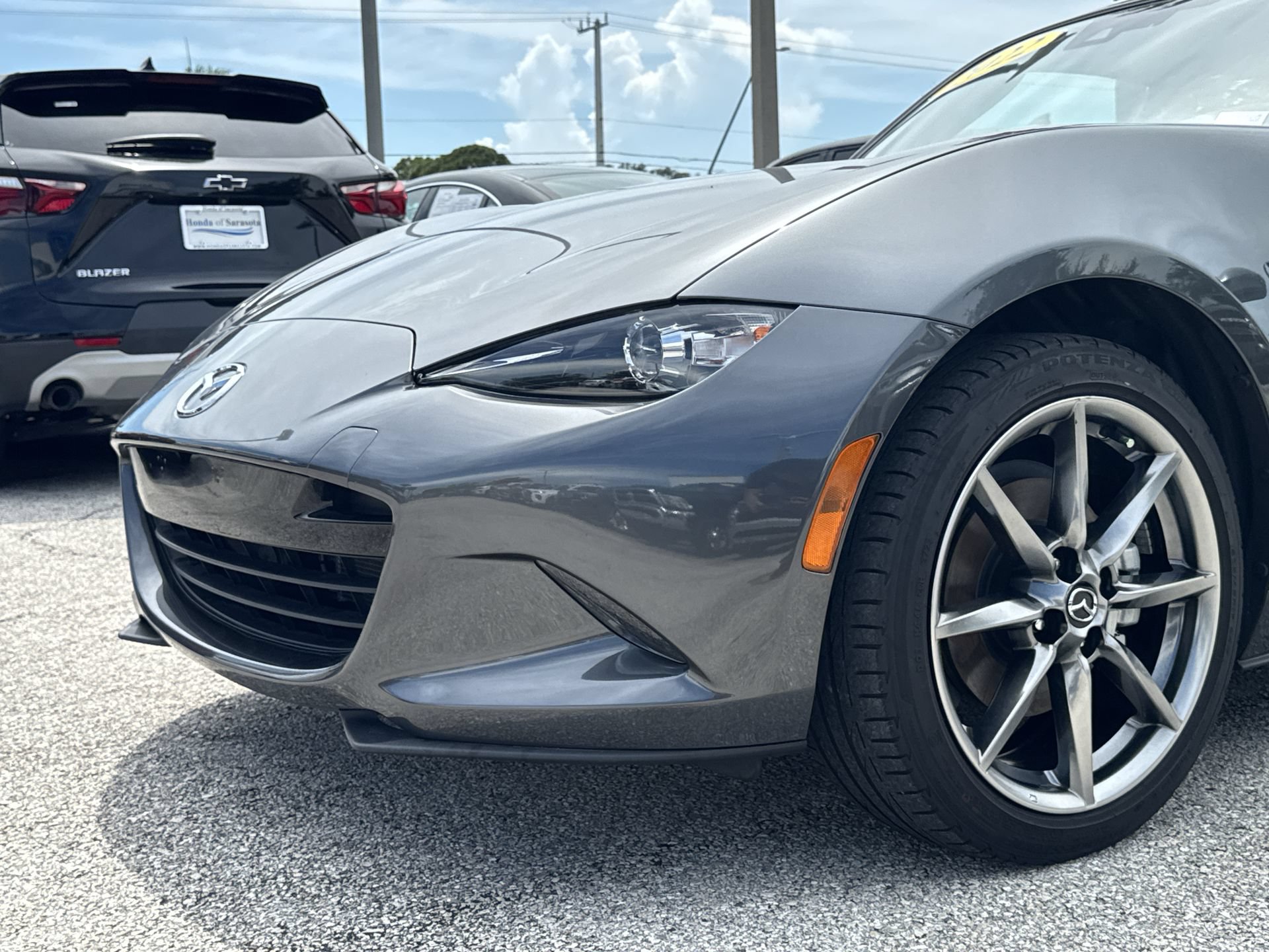 Used 2022 MAZDA MX-5 Miata RF Grand Touring RWD image 10