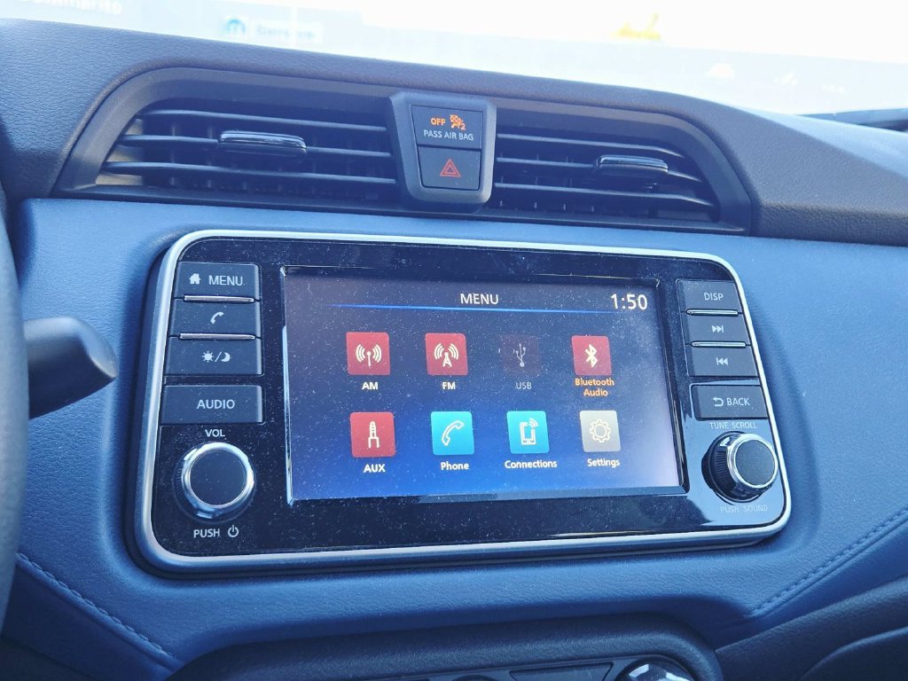 Used 2025 Nissan Versa SV w/ Trunk Package FWD image 24