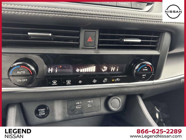 Certified 2024 Nissan Rogue SV image 25