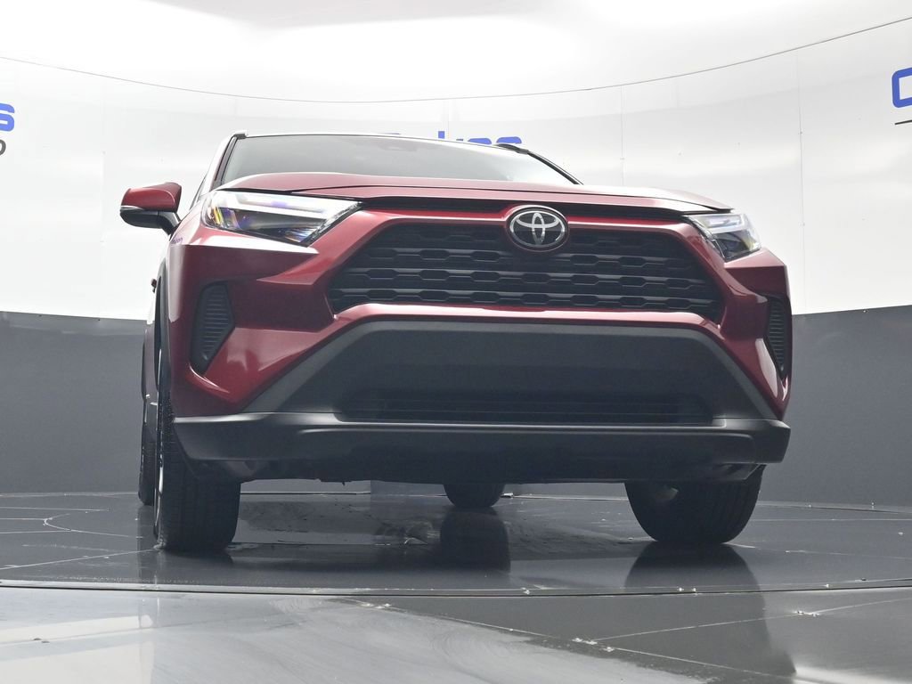 Used 2025 Toyota RAV4 XLE w/ Convenience Package image 41