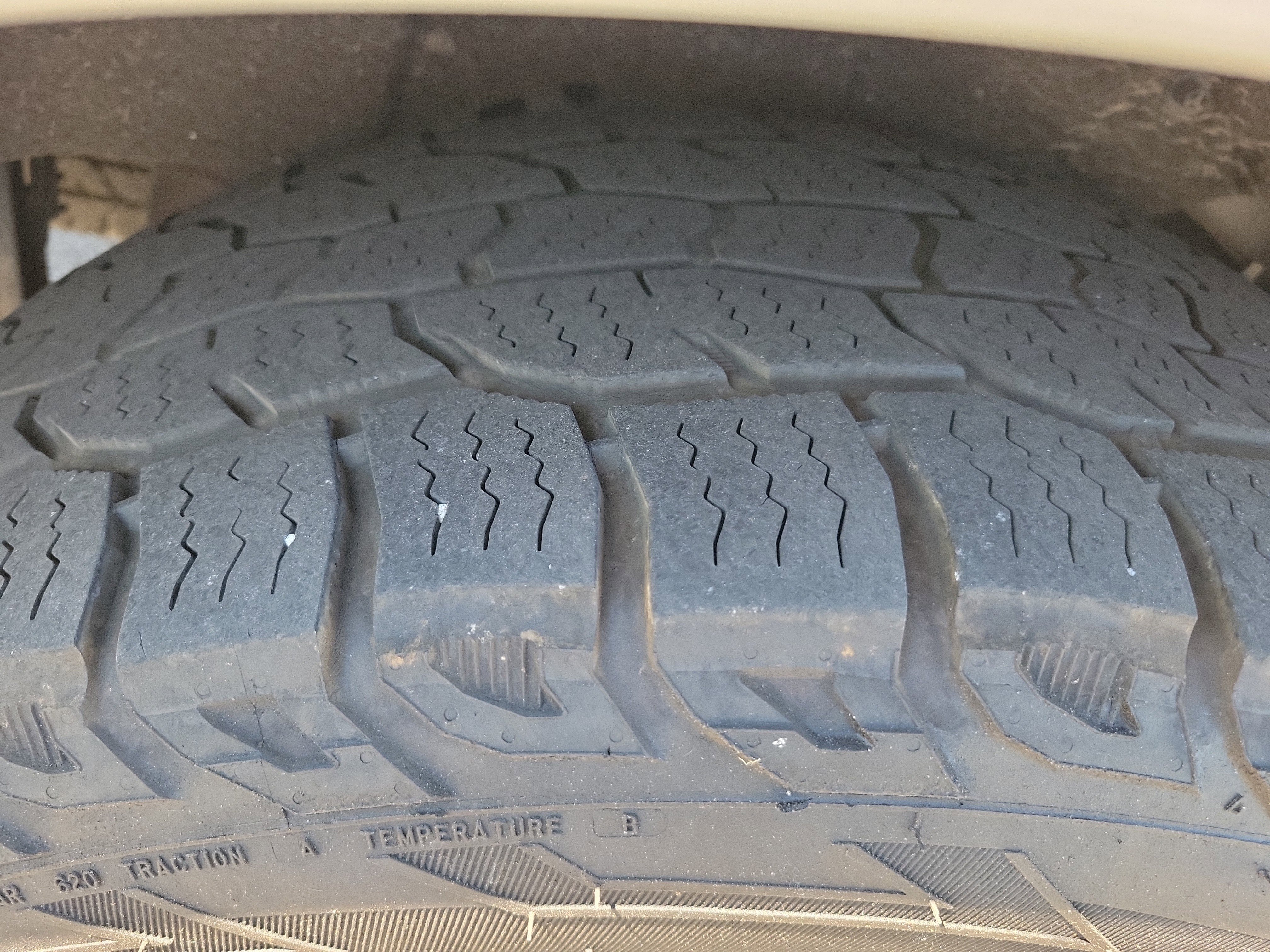 Used 2021 Nissan Armada SL w/ Captain's Chairs Package image 28