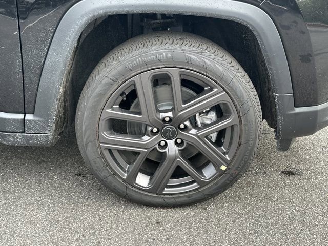 New 2026 Jeep Compass Limited image 12