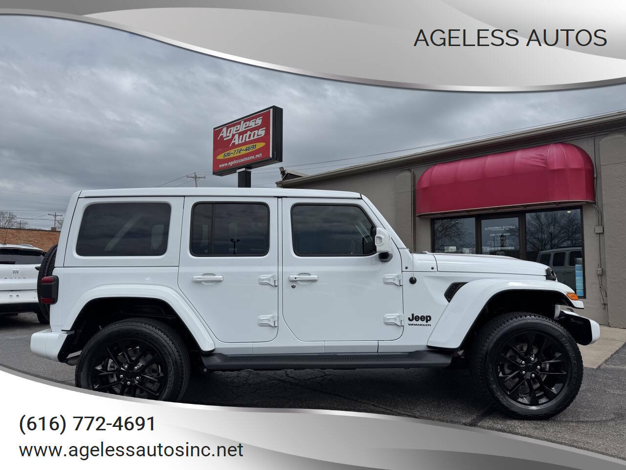 Used 2023 Jeep Wrangler 4WD Unlimited High Altitude image 1