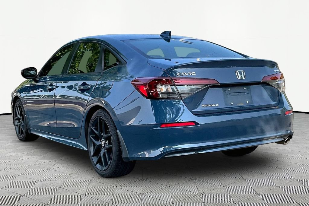 Used 2025 Honda Civic Sport image 4
