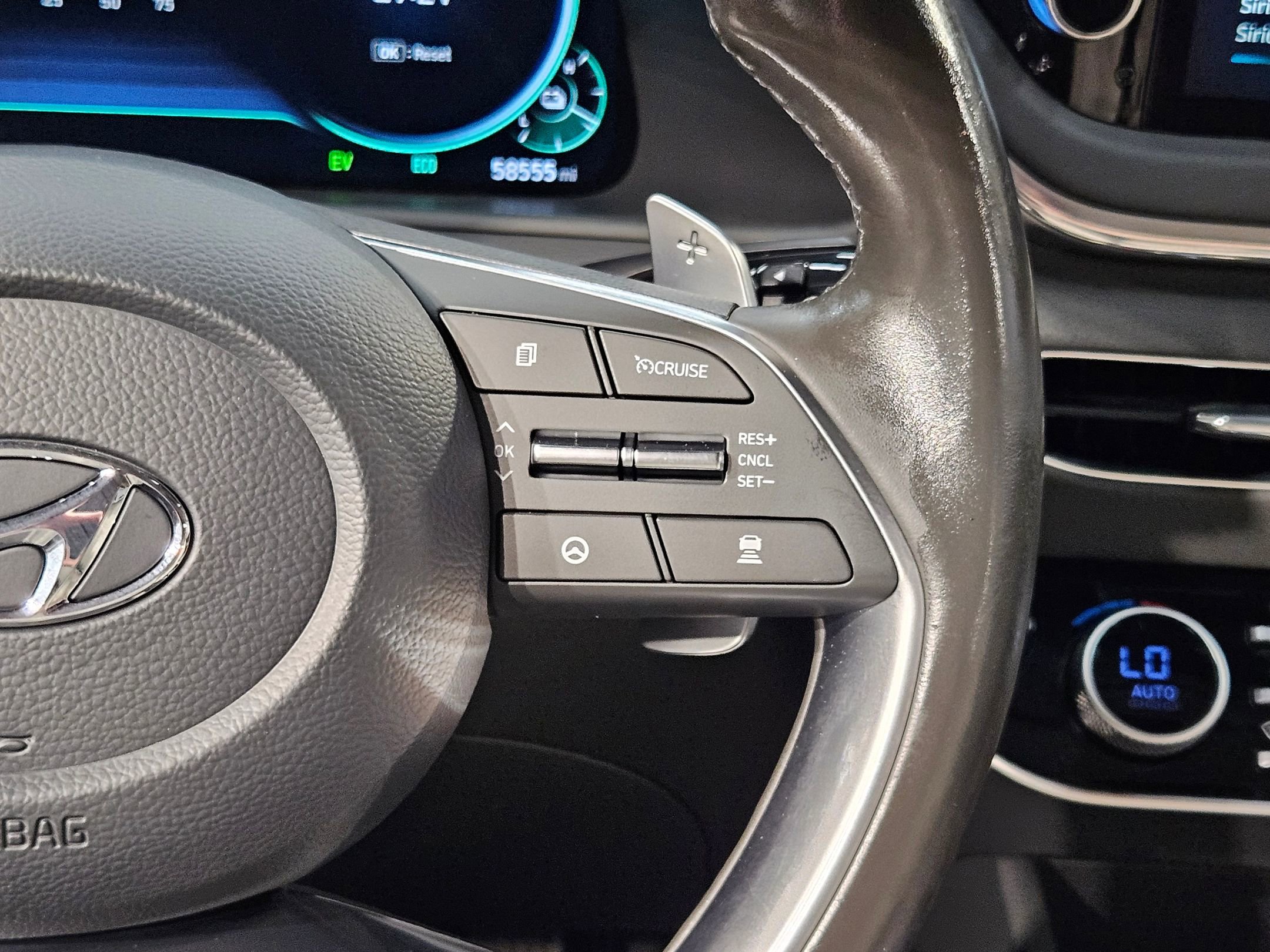 Used 2022 Hyundai Sonata Limited image 29