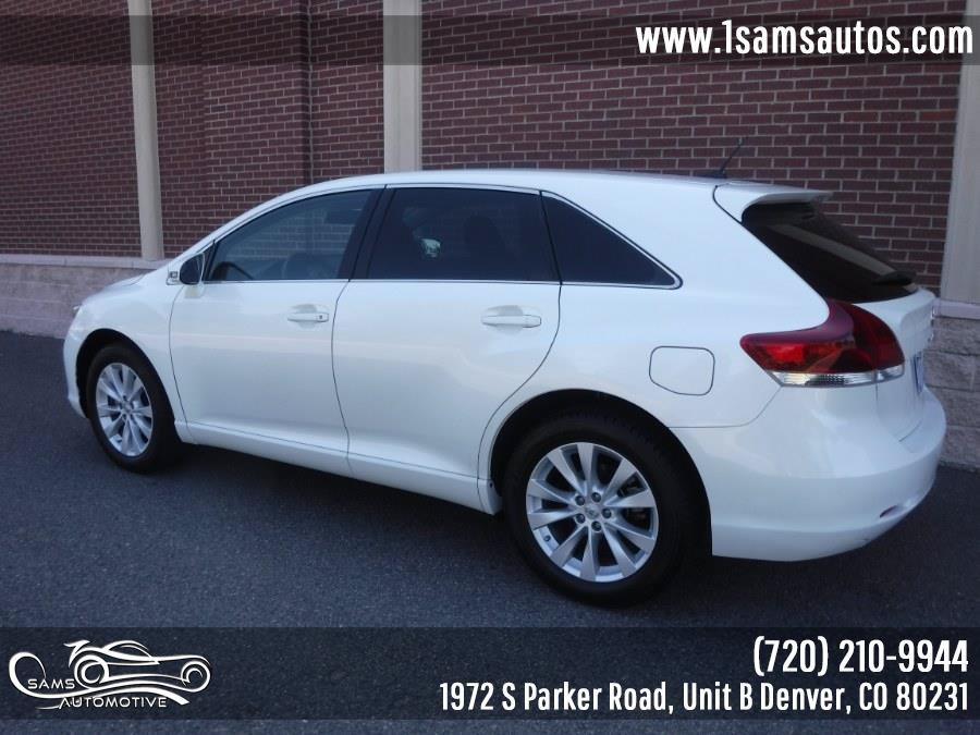 Used 2014 Toyota Venza LE FWD image 4