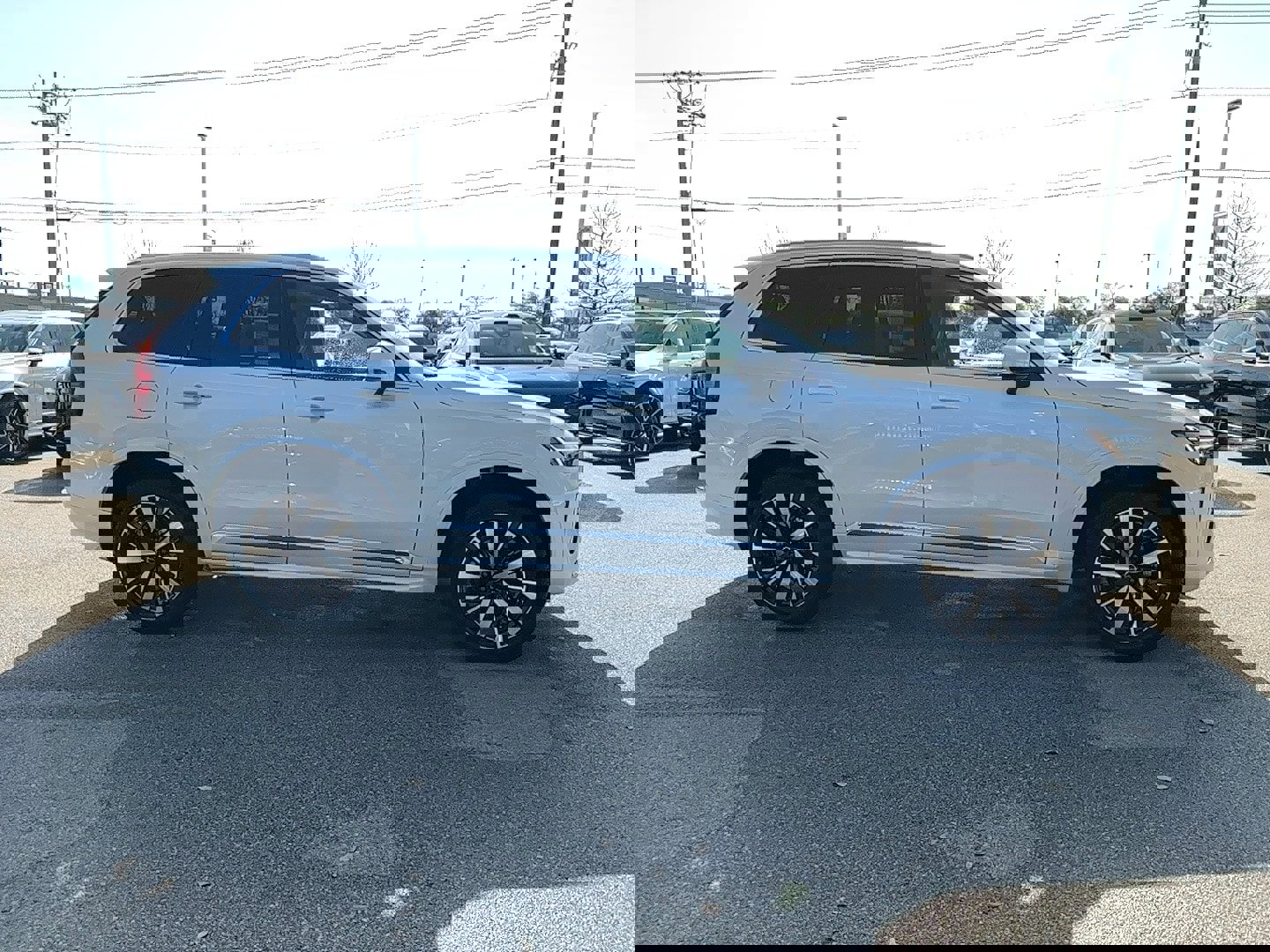 New 2025 Volvo XC90 T8 Core w/ Protection Package image 7