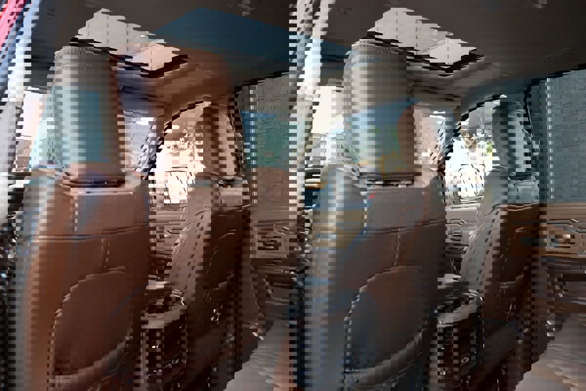 Used 2020 RAM 3500 Limited image 36