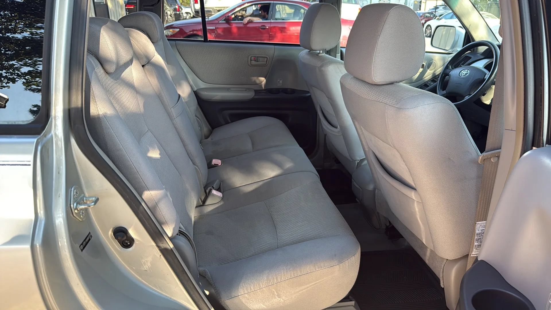 Used 2004 Toyota Highlander 2WD V6 image 21