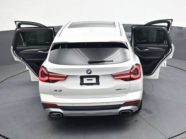 Used 2024 BMW X3 xDrive30i AWD/4WD image 41