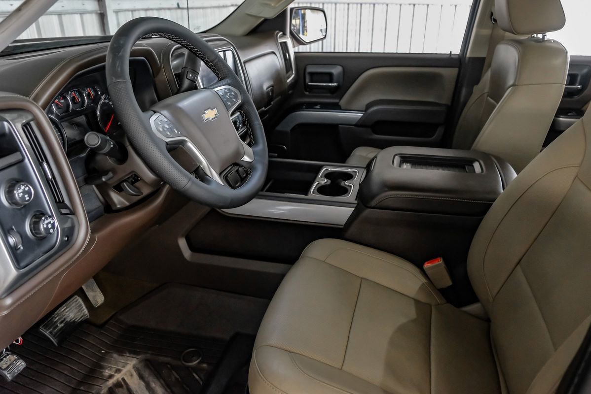 Used 2016 Chevrolet Silverado 1500 LTZ Z71 w/ LTZ Plus Package AWD/4WD image 14