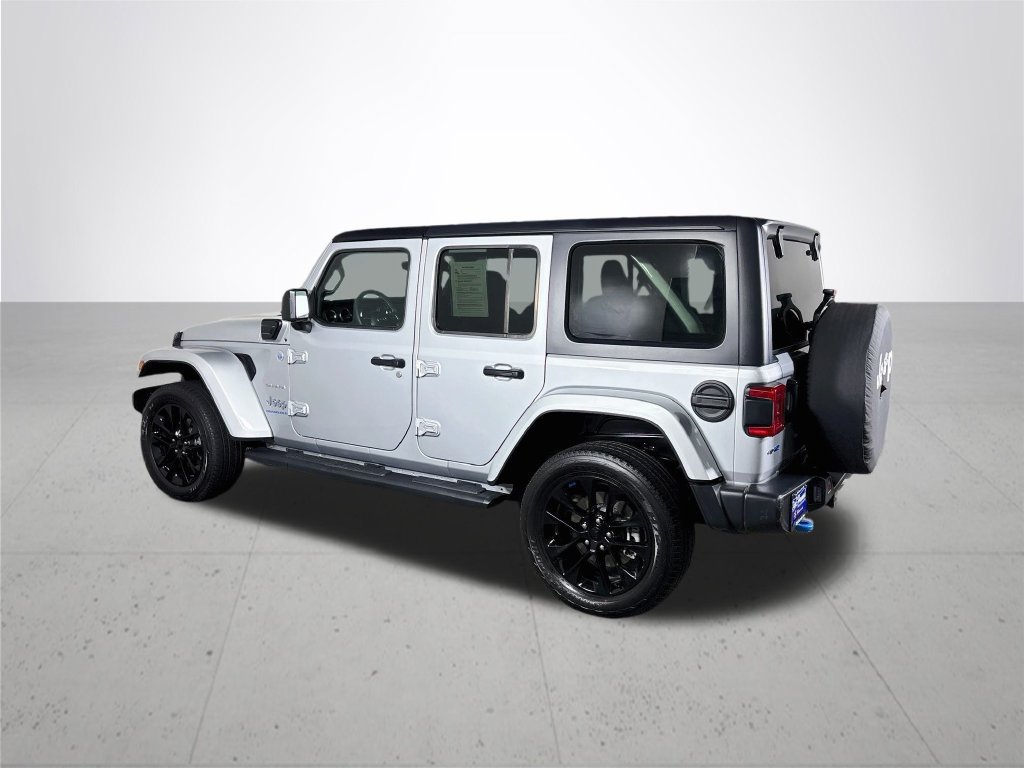 Certified 2023 Jeep Wrangler Unlimited Sahara w/ Cold Weather Group AWD/4WD image 9