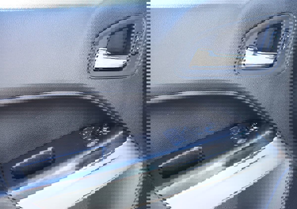 Used 2022 Chevrolet Colorado LT w/ Fleet Safety Package image 30