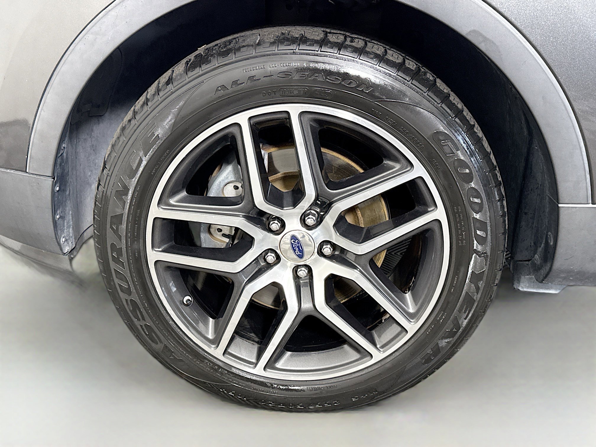 Used 2017 Ford Explorer Sport AWD/4WD image 38