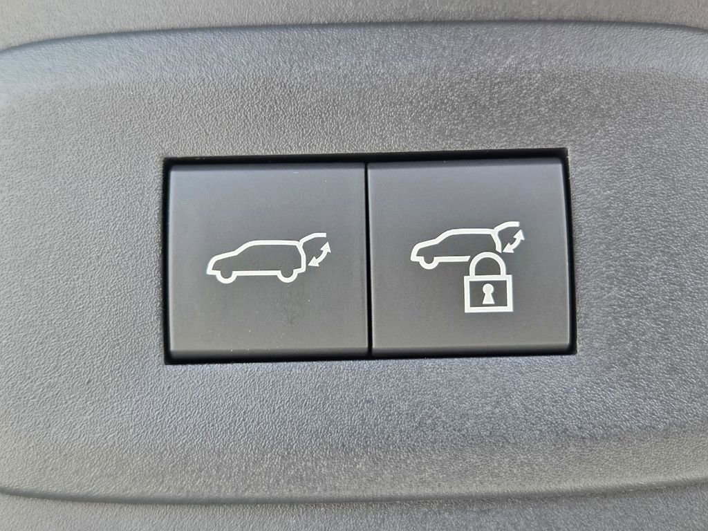 New 2026 Lexus RZ 450e AWD image 32