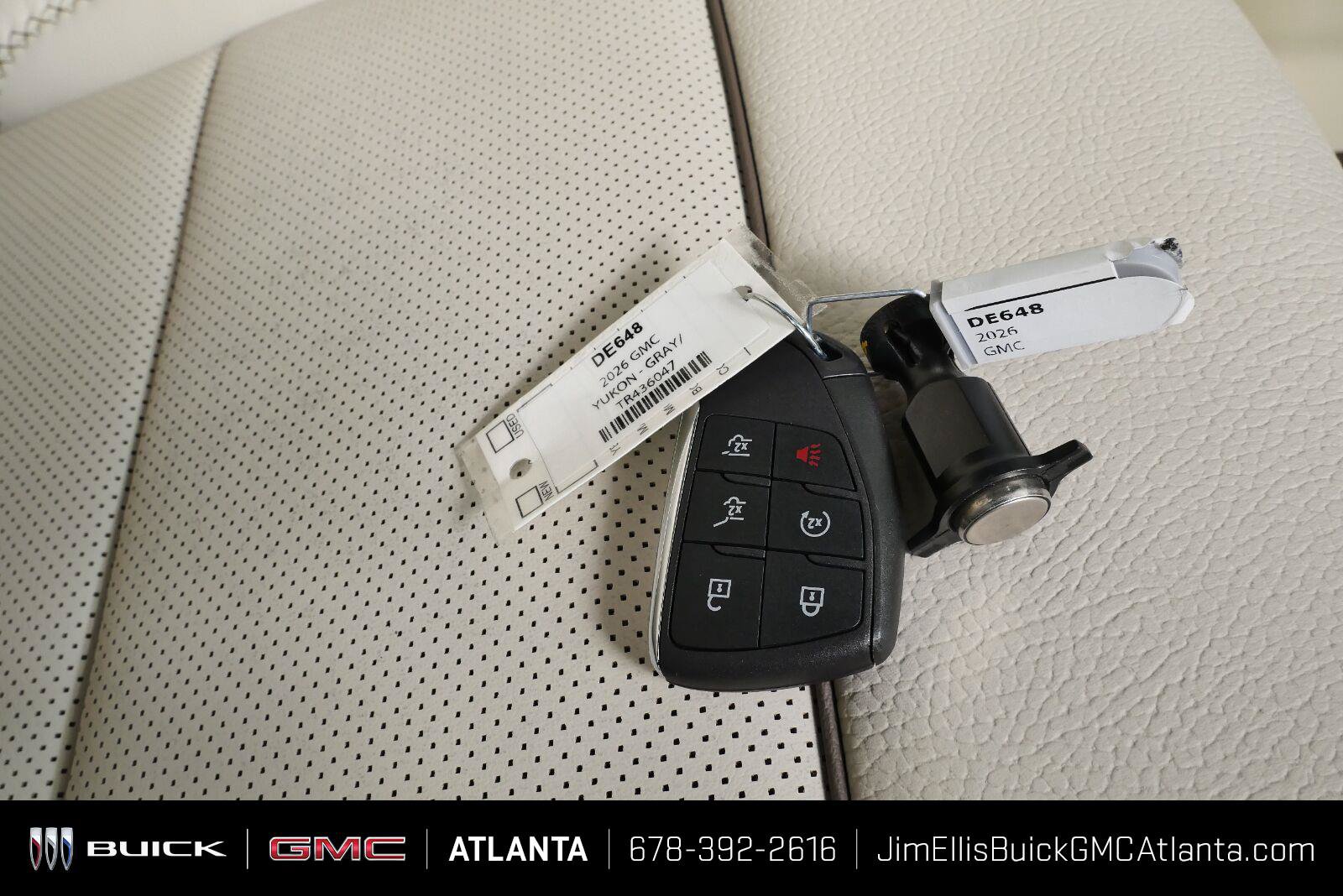 New 2026 GMC Yukon Denali w/ Sun & Power Step Package AWD/4WD image 36