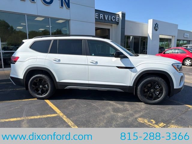 New 2026 Volkswagen Atlas Peak Edition AWD/4WD image 8