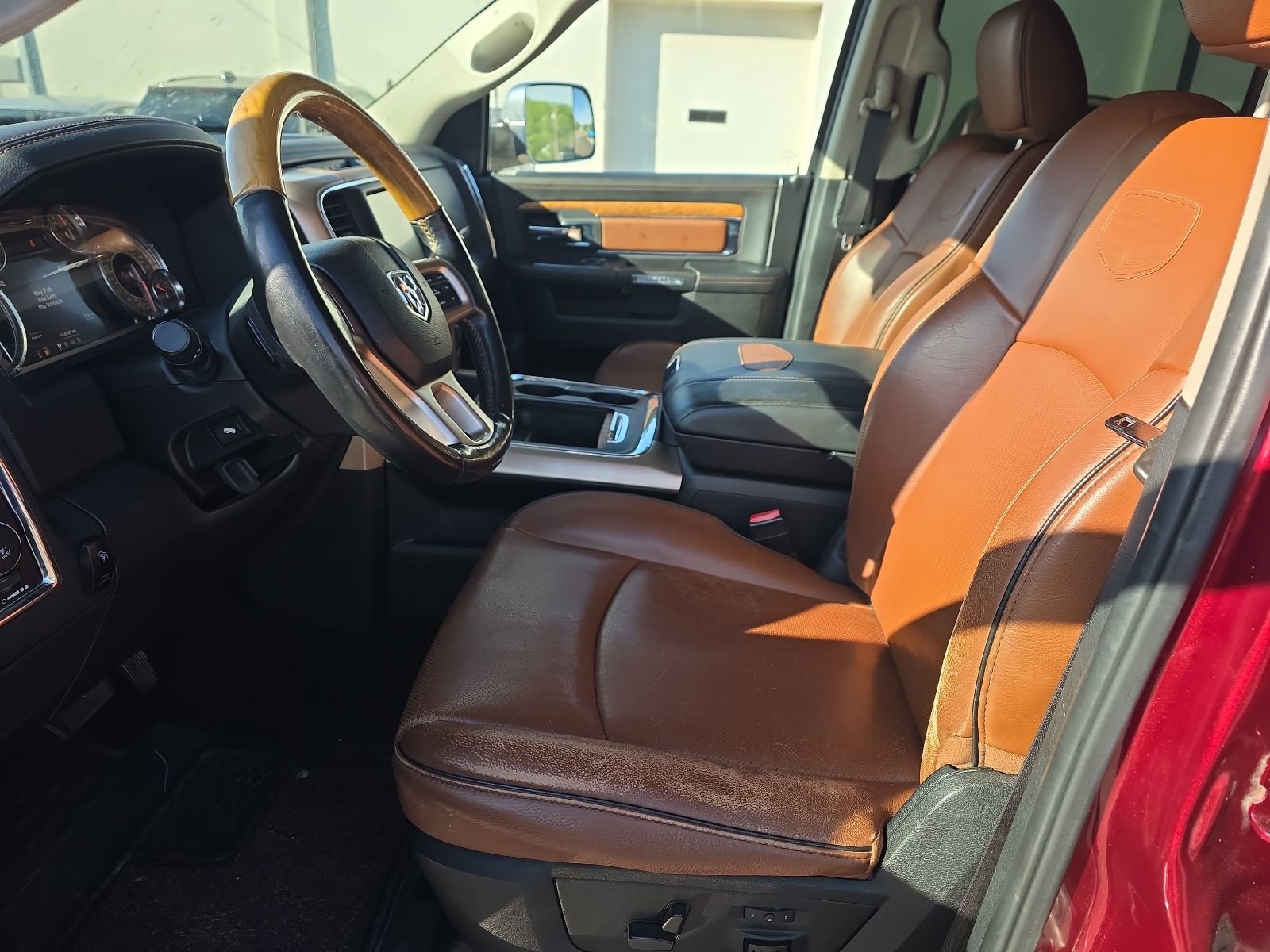 Used 2017 RAM 1500 Laramie Longhorn AWD/4WD image 12