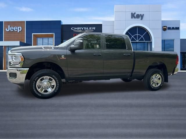 New 2024 RAM 2500 Tradesman w/ Safety Group AWD/4WD image 10