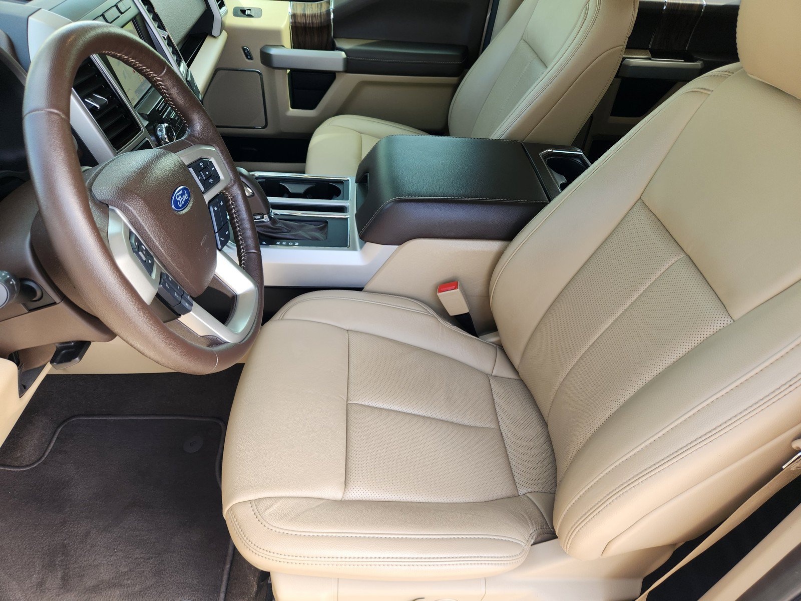 Used 2020 Ford F150 Lariat RWD image 10
