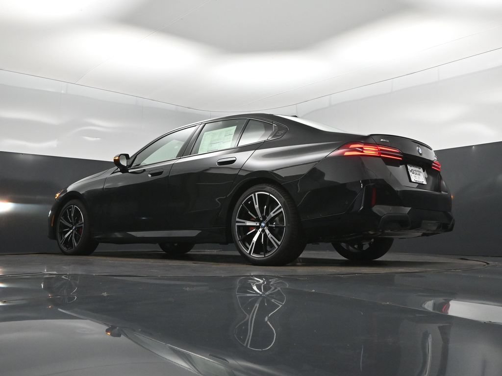 New 2027 BMW 540i xDrive w/ Executive Package AWD/4WD image 40
