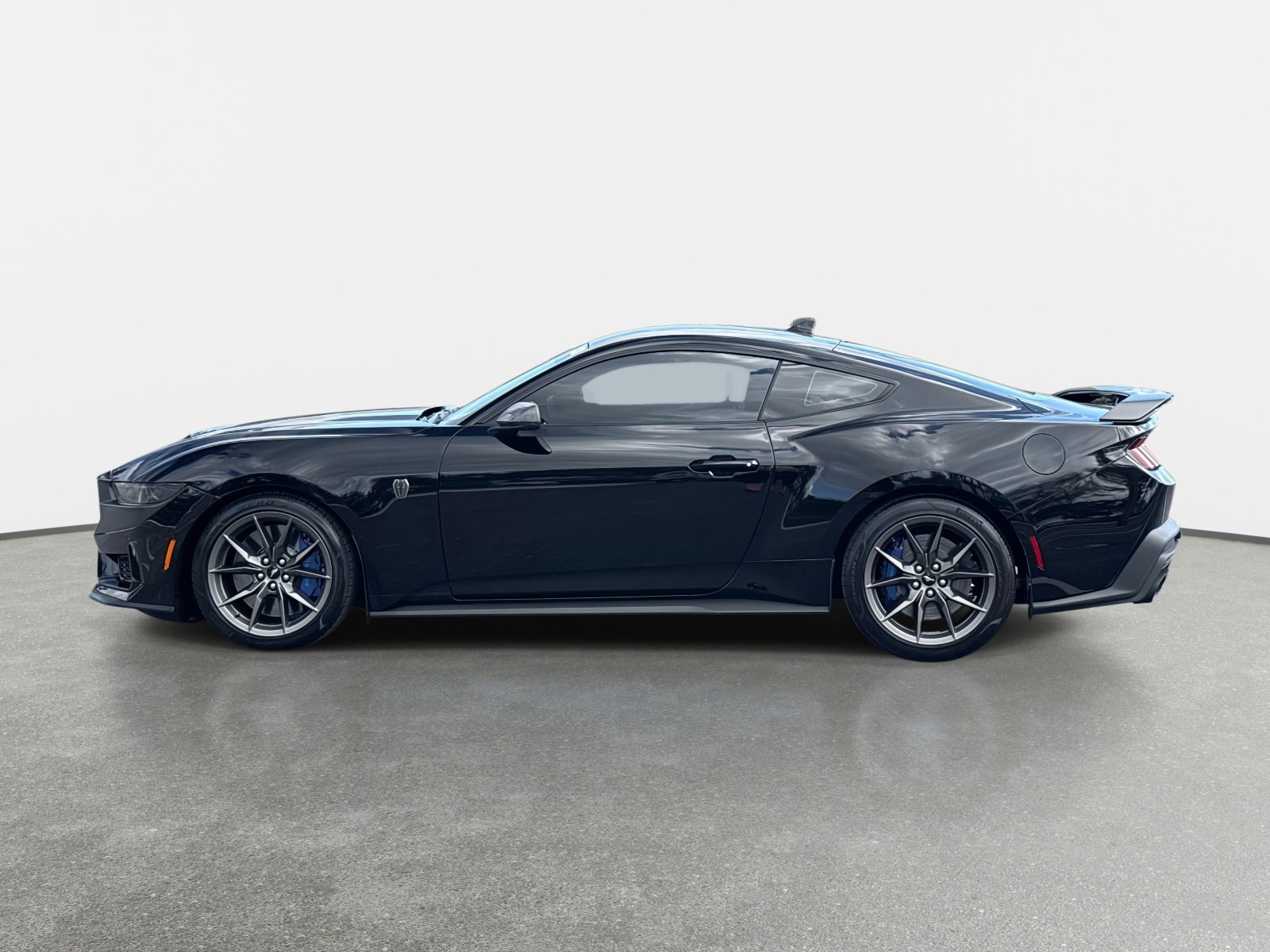 Used 2024 Ford Mustang Dark Horse RWD image 6