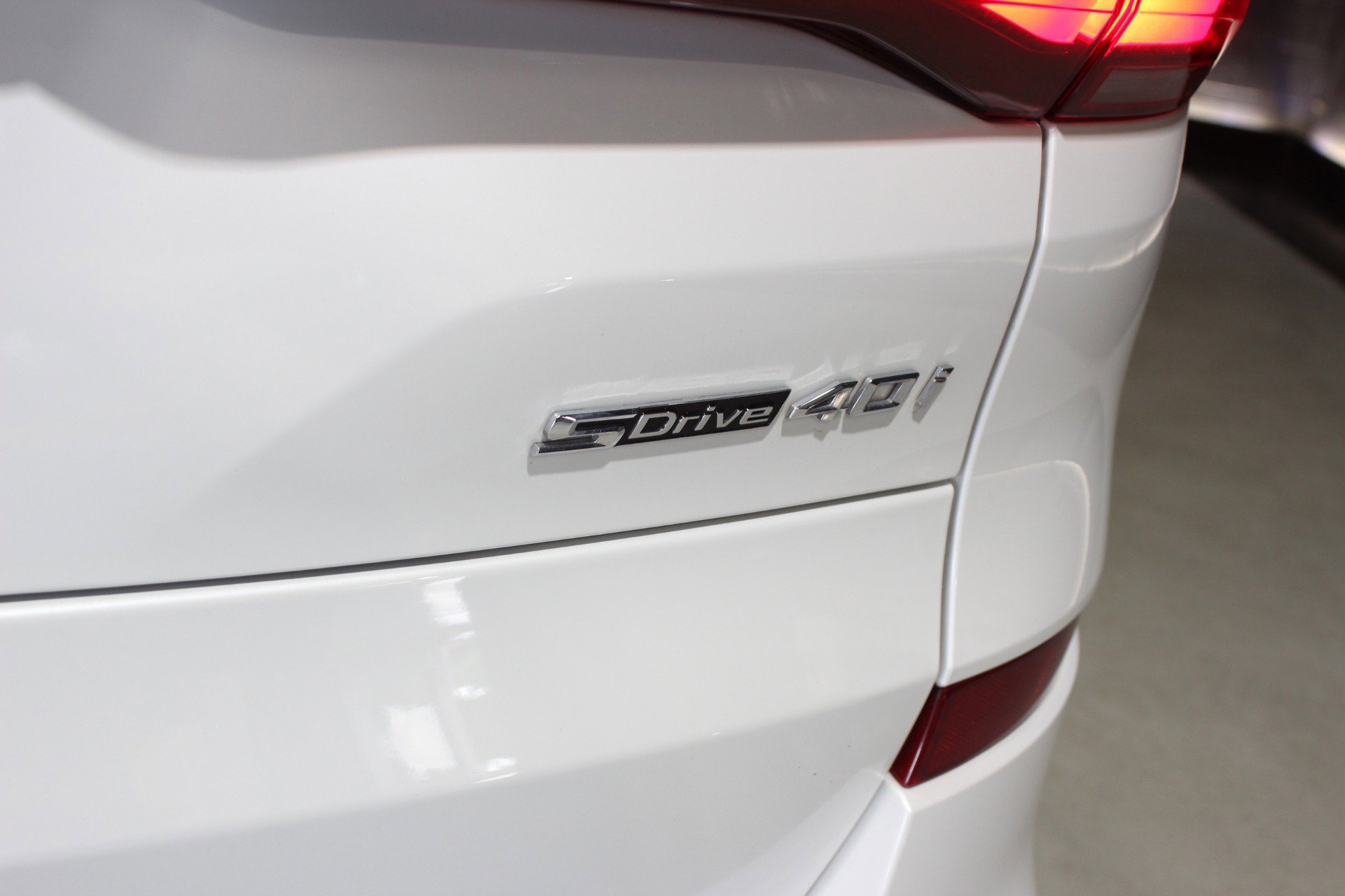 Used 2021 BMW X5 sDrive40i w/ M Sport Package image 13